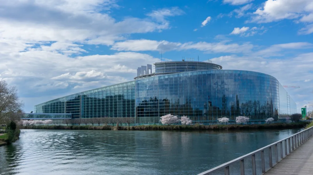 The European Parliament building in Strasbourg, illustrating the MiCA transitional period and how the EU regime compares with FCA authorisation