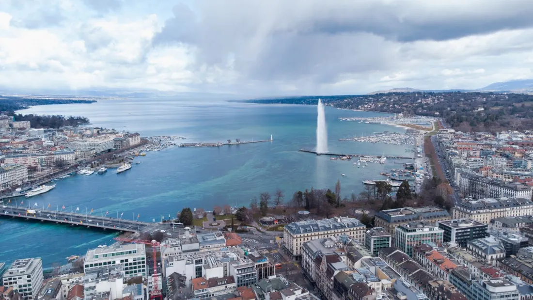 Aerial view of Geneva and the Jet d'Eau on Lake Geneva, home of WIPO, illustrating how to register a trademark internationally