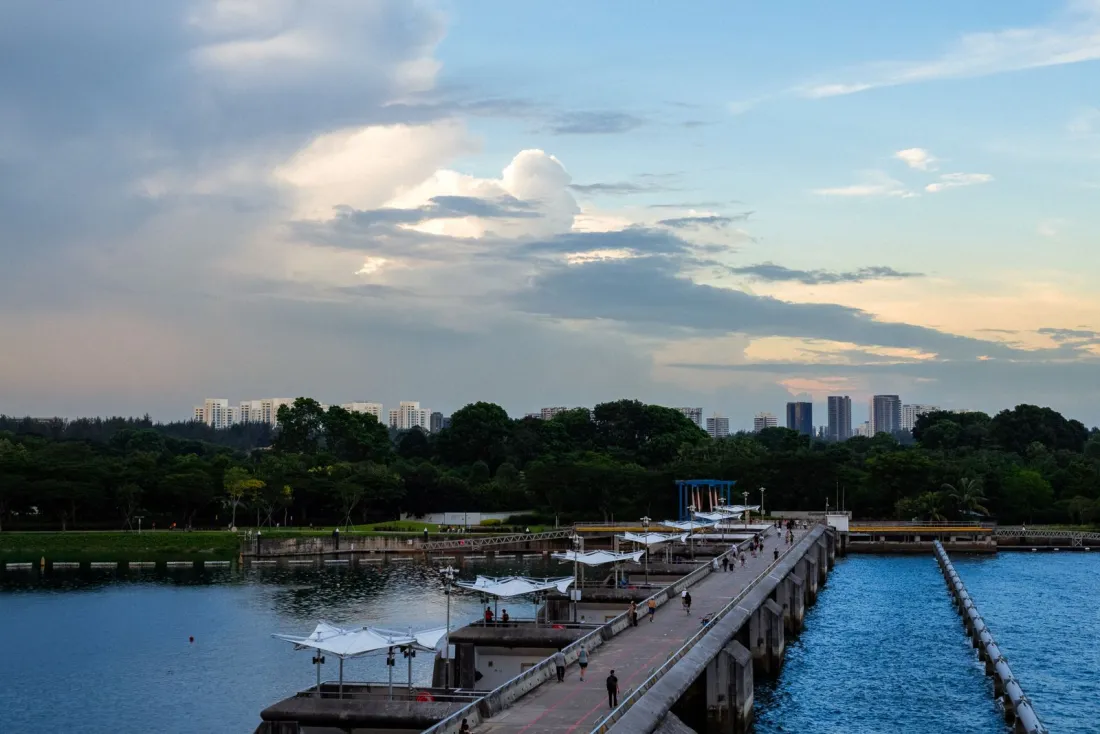 Marina Barrage and the Singapore skyline at dusk, illustrating setting up a subsidiary abroad in Singapore