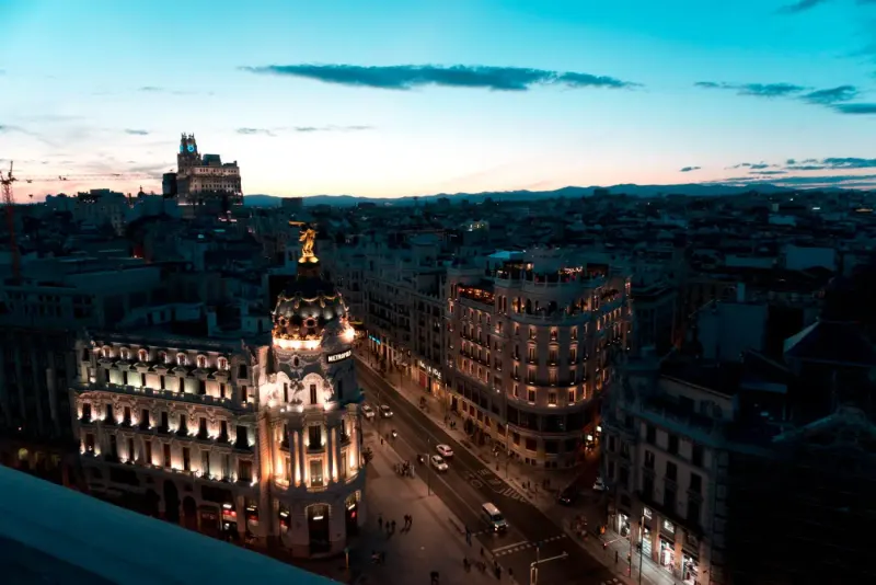 Madrid cityscape at twilight, Spain: lawyers and advisers in Spain