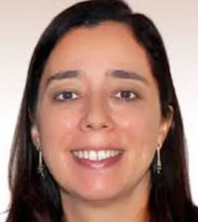 Camila da Mota Pacheco Alvez de Araújo
