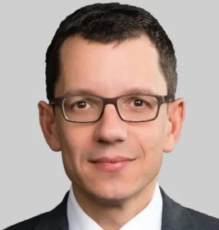 Dr. Niklas J.R.M. Schmidt, TEP