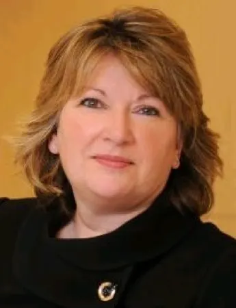Sandra Kuzmich