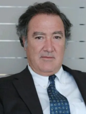 Max Vicuña