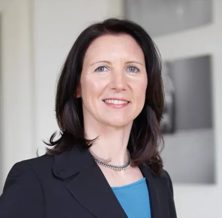 Dr Katharina Schmid