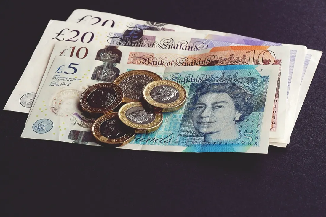 UK Political and Economic Uncertainty Takes Toll on UK Wage Packets