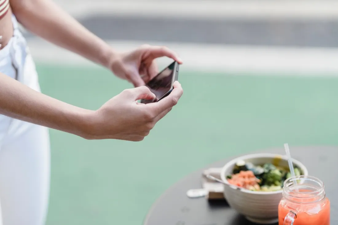 Disclosing Influencer Marketing Is a Double-edged Sword