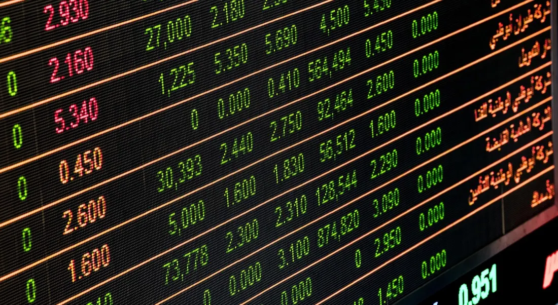 Standard Chartered: "Prioritising High-Quality Bonds, Cautious Equities in H2 2023"