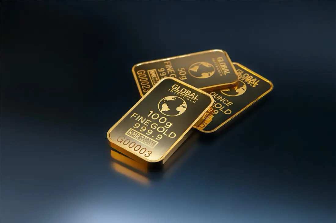 The Price of Gold Rises on Favorable Indicators